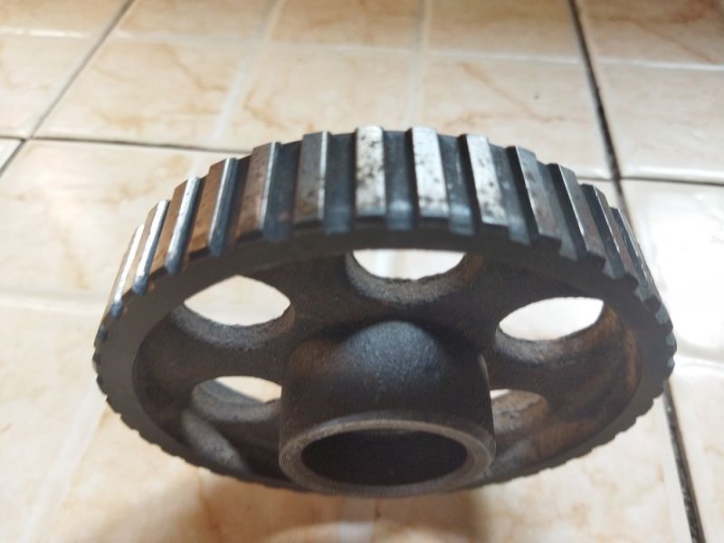 Шестерня распределительного вала на Деу Ланос 1.4 (б/у).