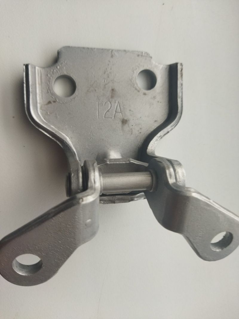 Петля на переднюю дверь Lanos 