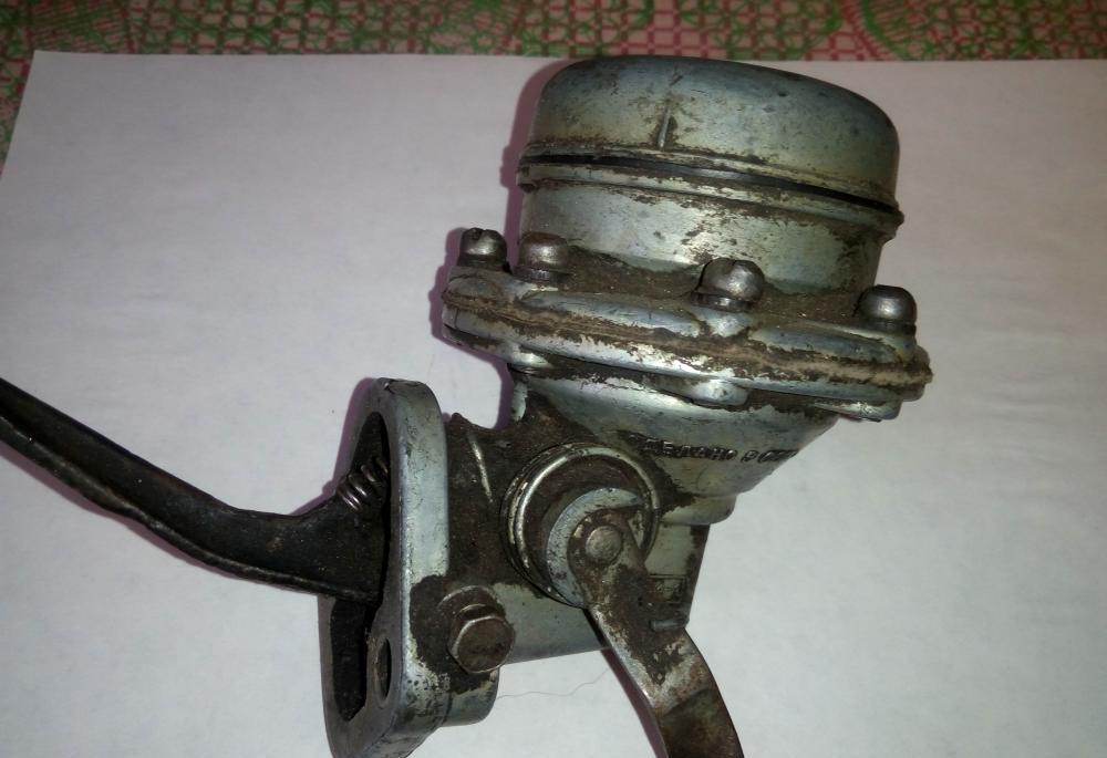 Продаётся бензонасос.