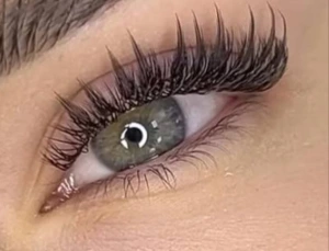 Требуются модели на реснички