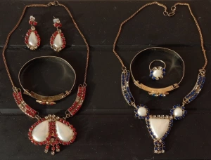 Бижутерия: колье бусы браслеты