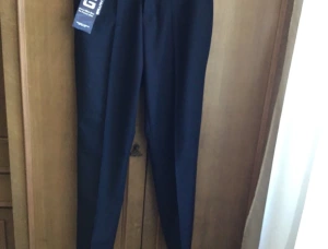 Школьные брюки для мальчика подростка. Размер 42.5 Рост 174.