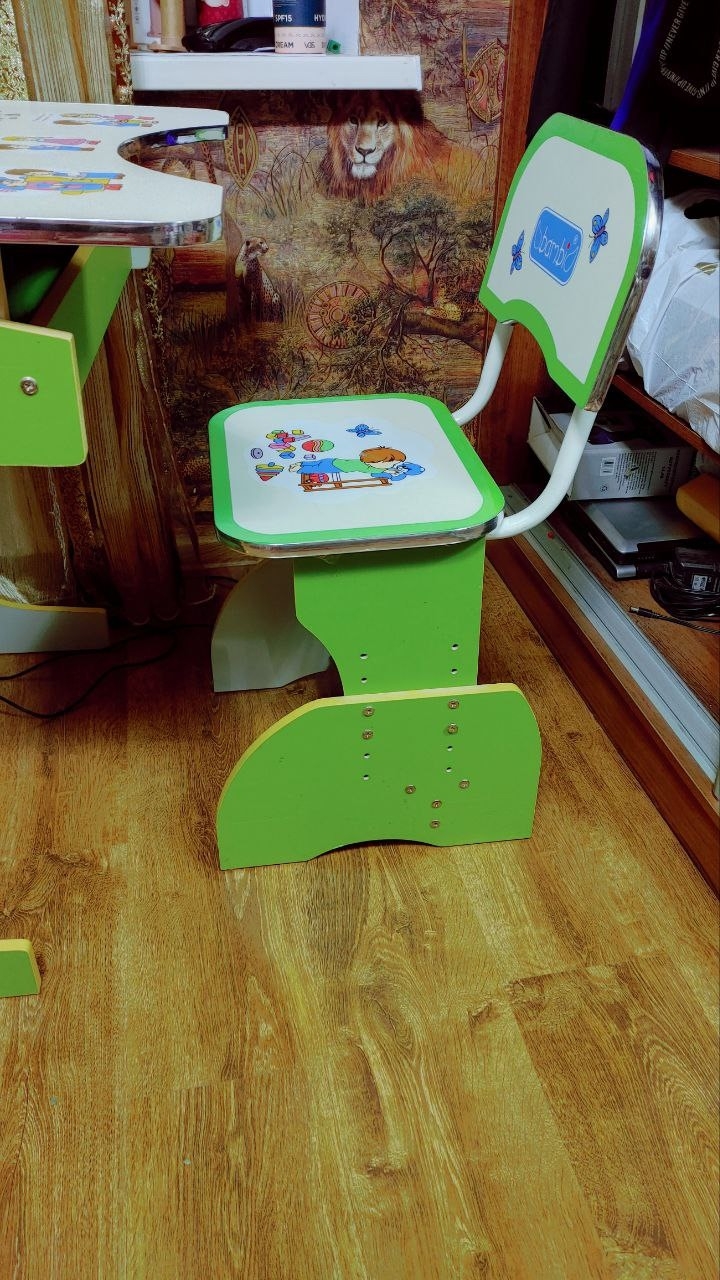 Продам парту со стулом, состояние отличное