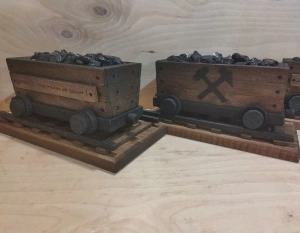 «Вагонетка с углём»!-Эксклюзивный тематический подарок Шахтерского края