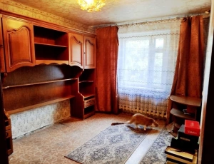 Сдам комнату в 3-х комнатной квартире. Долгосрочно. 