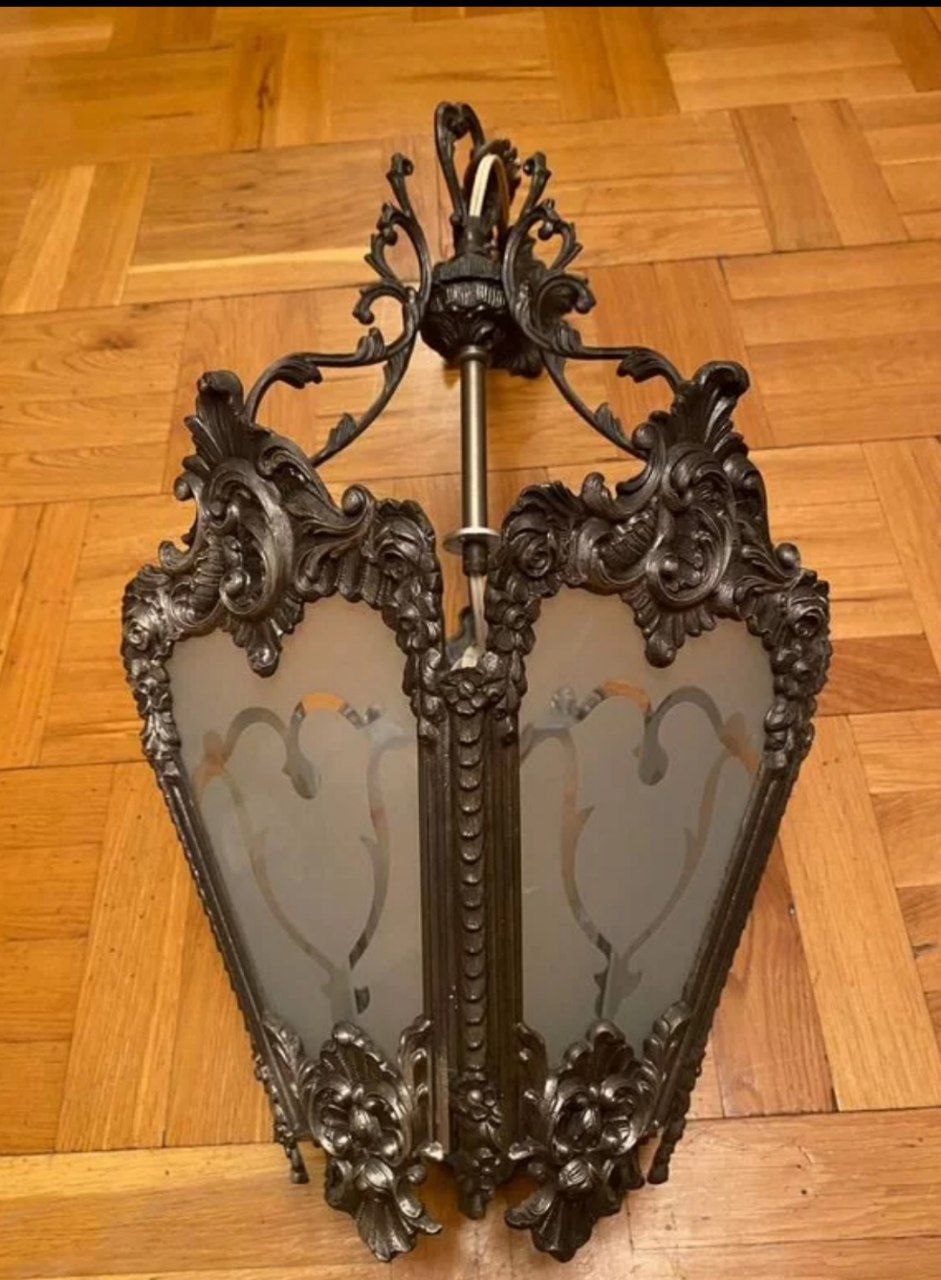 Продам люстру фонарь