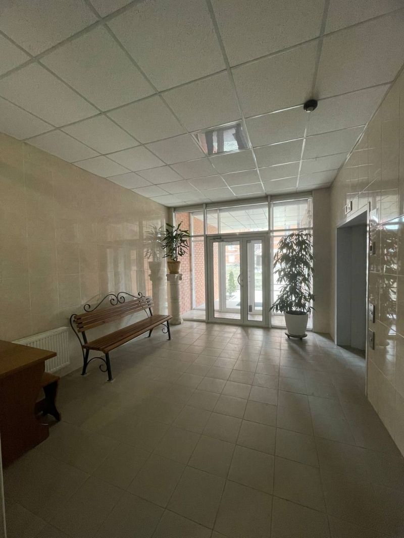 ЦЕНА СНИЖЕНА...  Крупногабаритная  115 м2   3-х ком. квартира в центре, ул. Артема