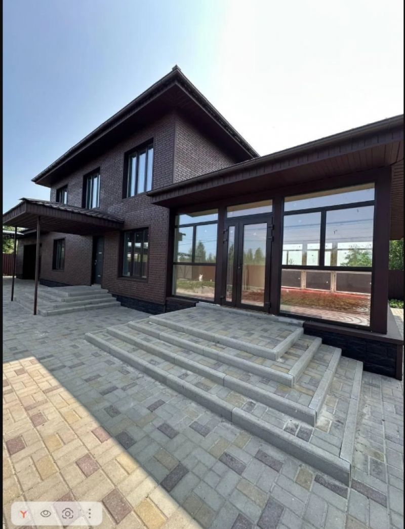 2-х этажный дом в Макеевке,comfort-plus  Центрально-городской р-н, ул. Заслонова