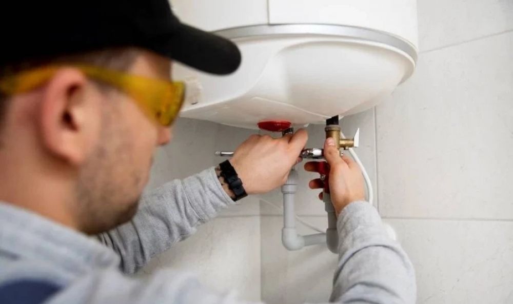 Муж на час. Установка бойлеров, Макеевка