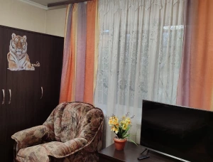 Посуточно 1-к. Кировский р-н. Текстильщик