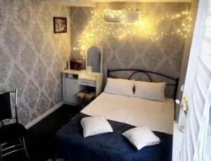 посуточно дома -скважина. генераторы снимите это немедленно.