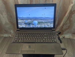 Ноутбук Lenovo b590 для учебыработы; CPU 2.4 Ггц; 10gb/120gb