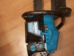Продам бензопилу Makita 